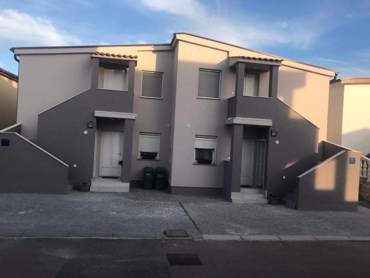 Apartman Petra 1 Vir Exterior foto